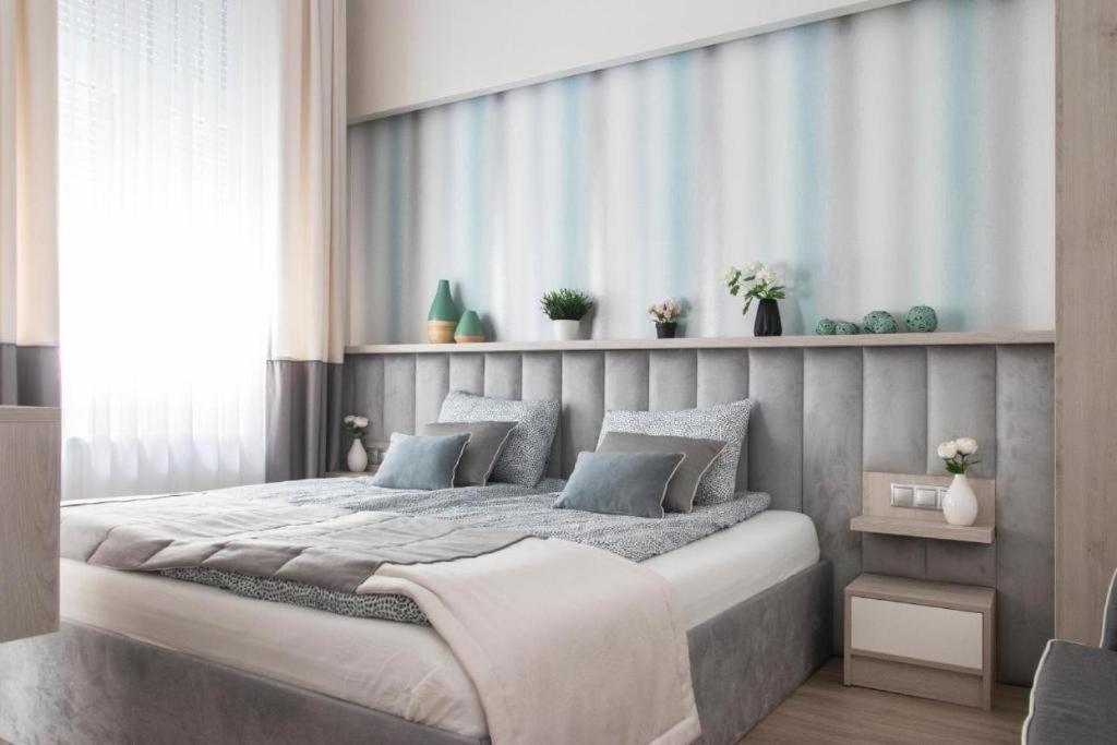 Revay 20 Suites By Corall Budapest Esterno foto