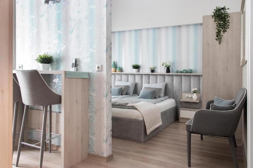 Revay 20 Suites By Corall Budapest Esterno foto