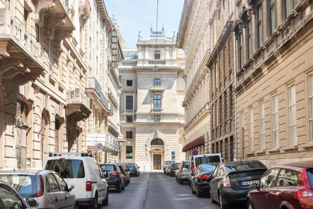 Revay 20 Suites By Corall Budapest Esterno foto
