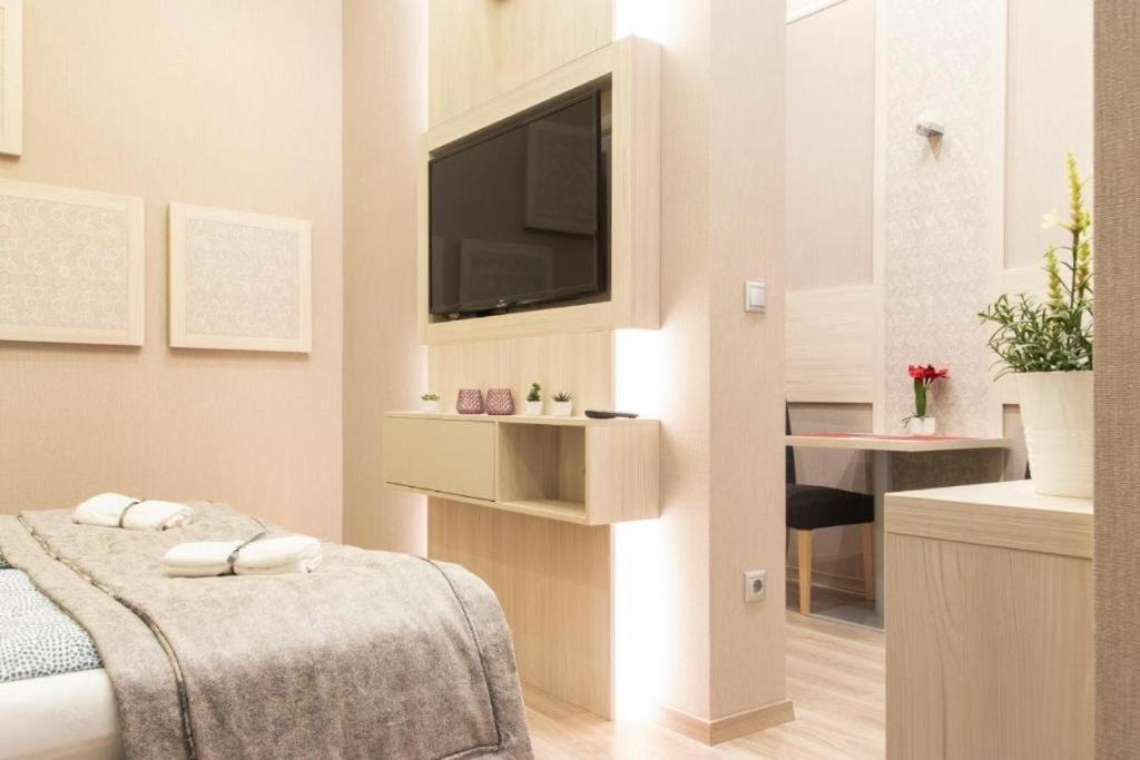 Revay 20 Suites By Corall Budapest Esterno foto