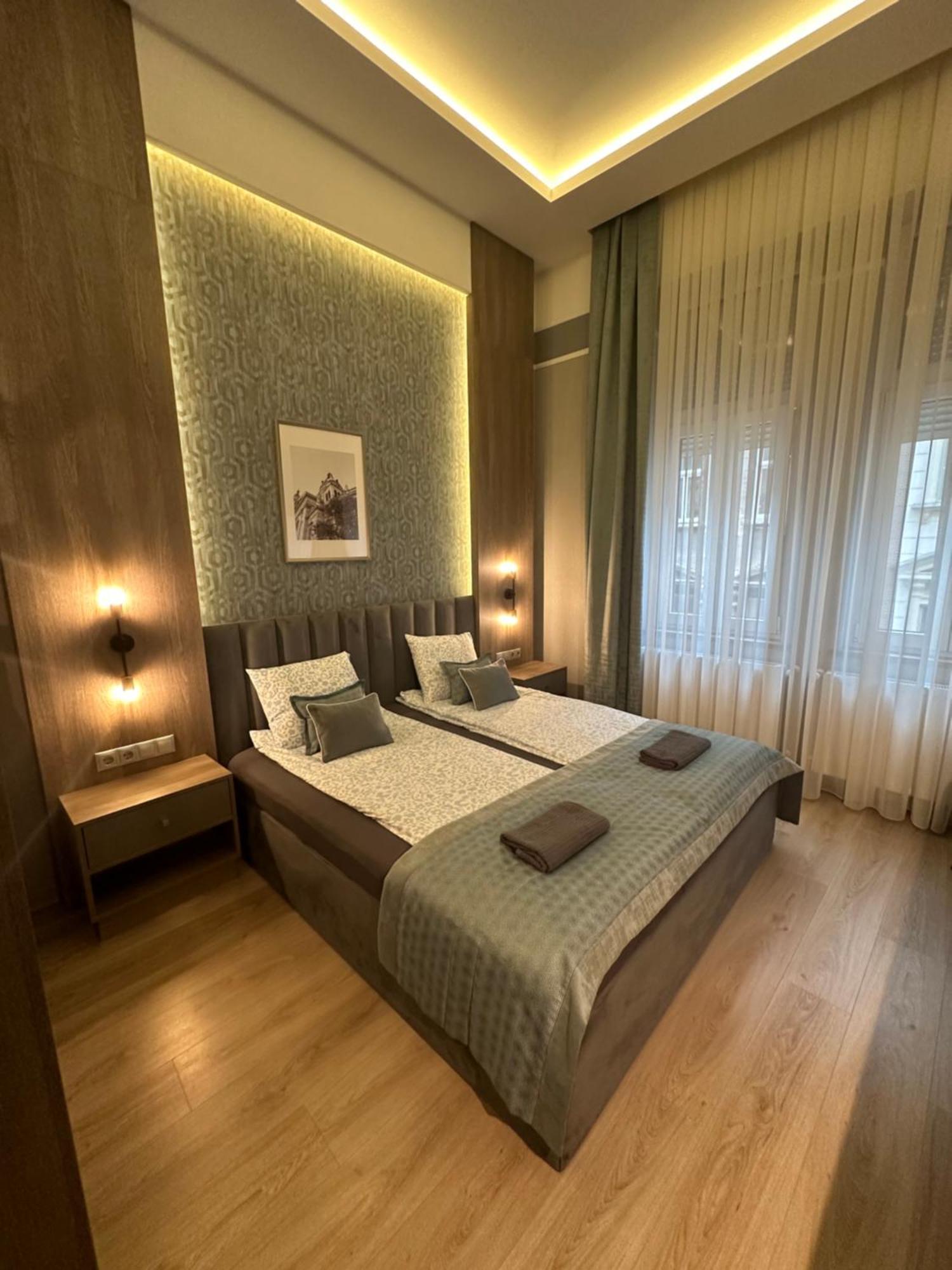Revay 20 Suites By Corall Budapest Esterno foto